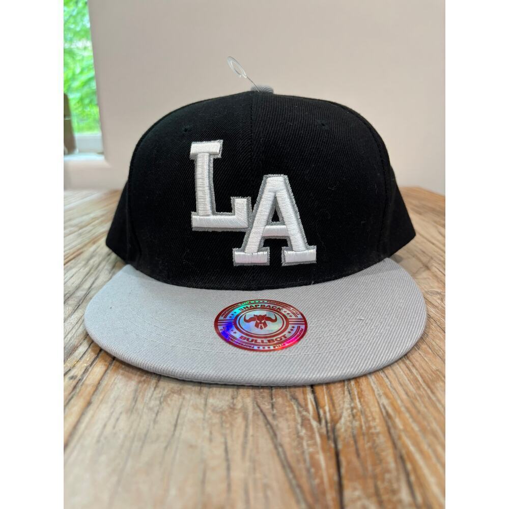 LA Los Angeles Gray Black Snapback Bullbot NEW Baseball Cap